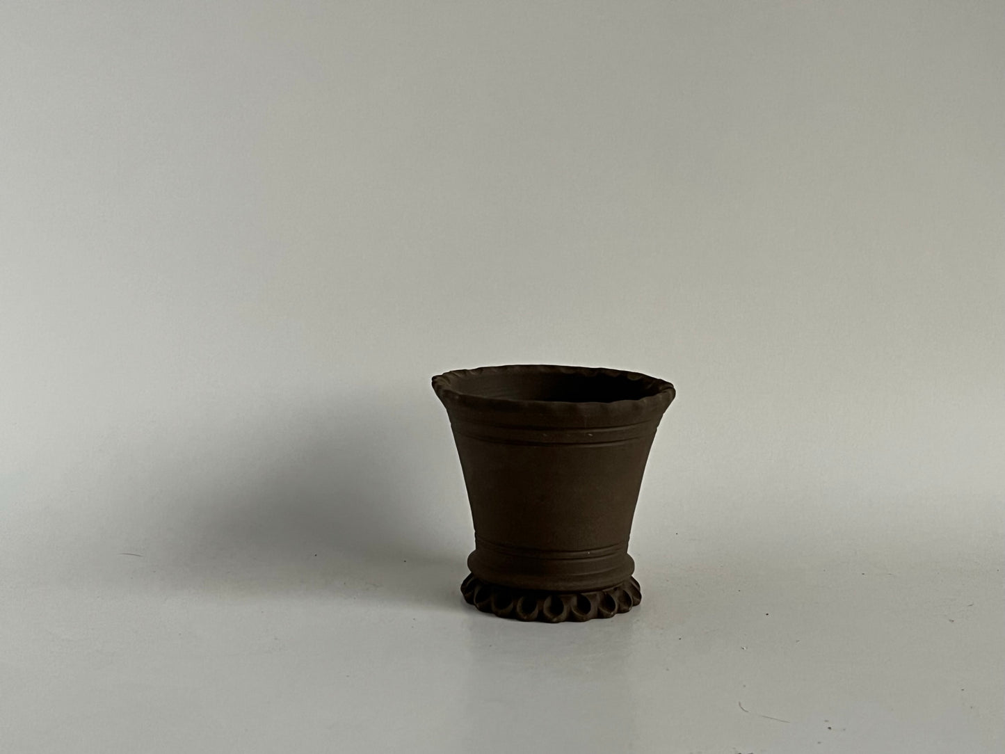 Egg and Dart Pot